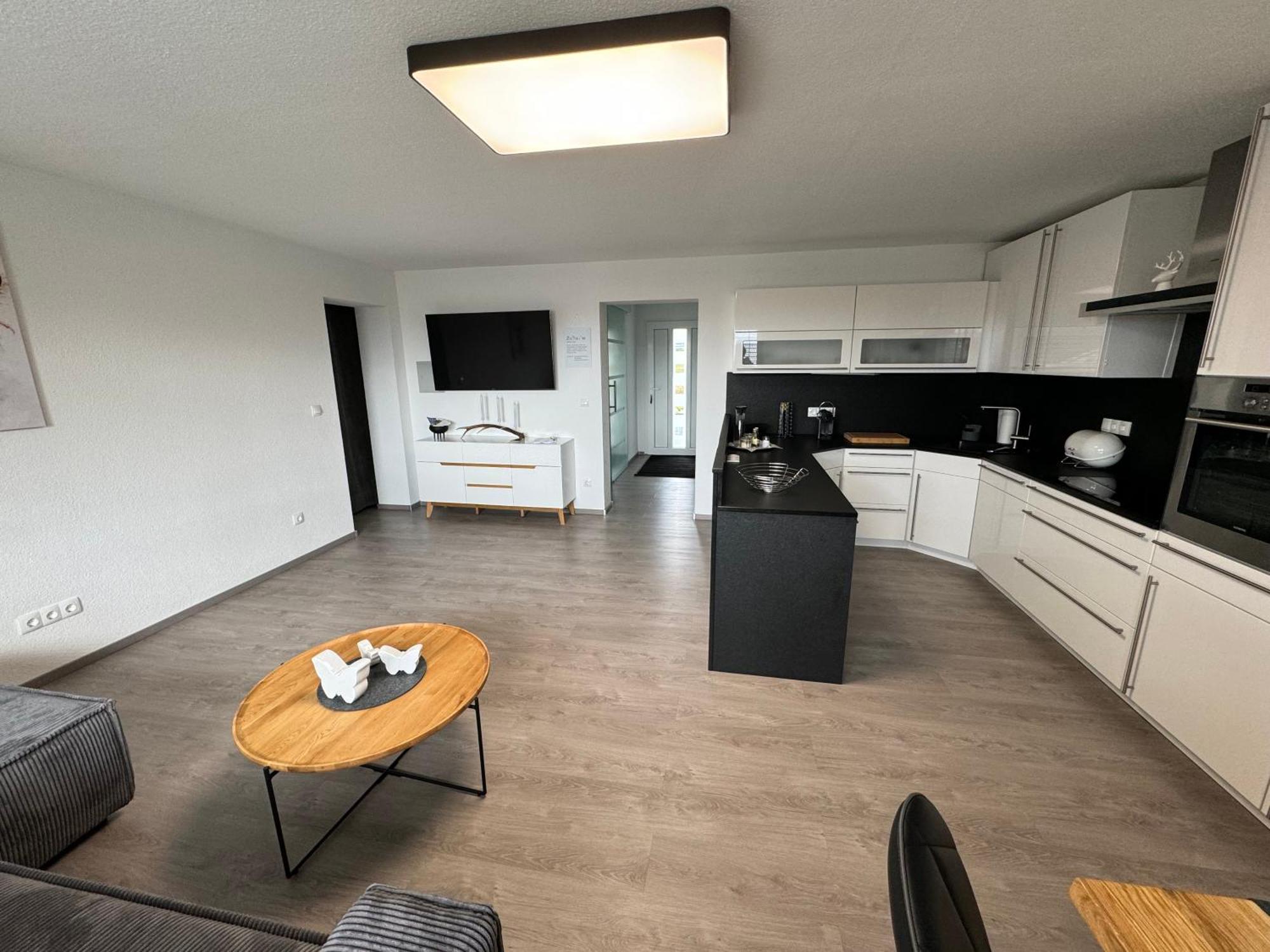 Wunderschoene Ferienwohnung Im Herzen Vom Spessart 숄브런 외부 사진